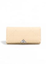 BILLETERA SIMPLE CON DETALLE CIERRE MARMOL